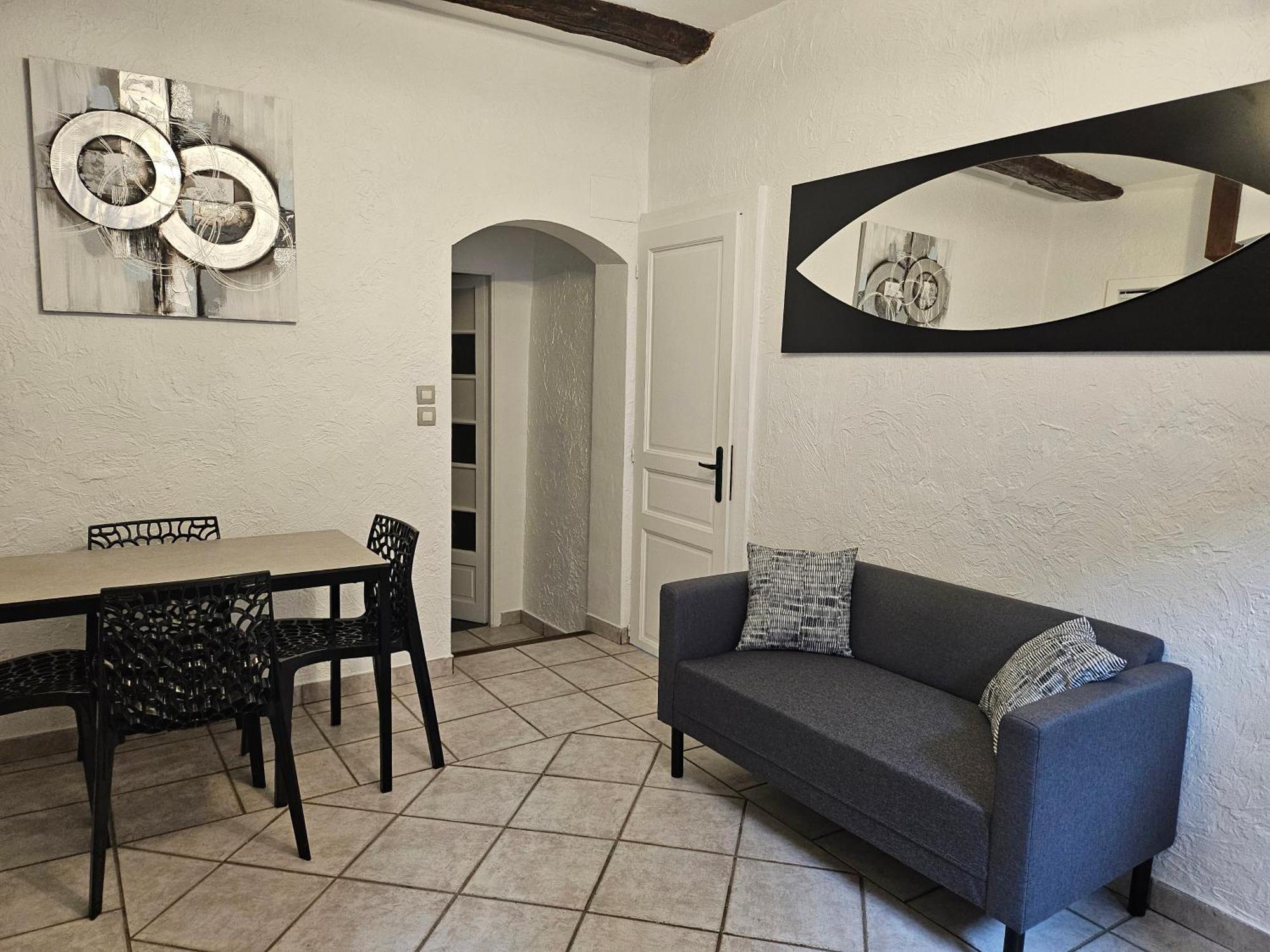 גראס Appartement Dans Ancien Moulin A Huile Renove מראה חיצוני תמונה